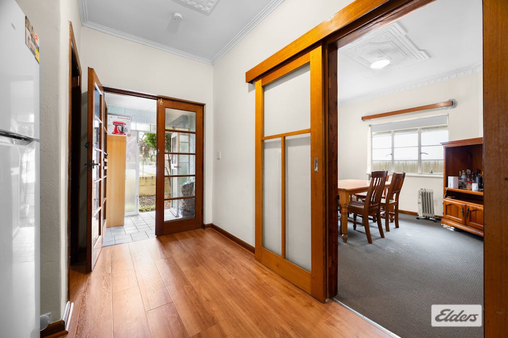1/212 Lawrence Street, Wodonga, VIC, 3690 - Image 4