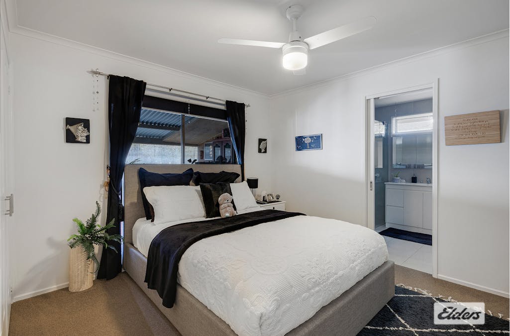 24 Clarke Street, Howlong, NSW, 2643 - Image 9