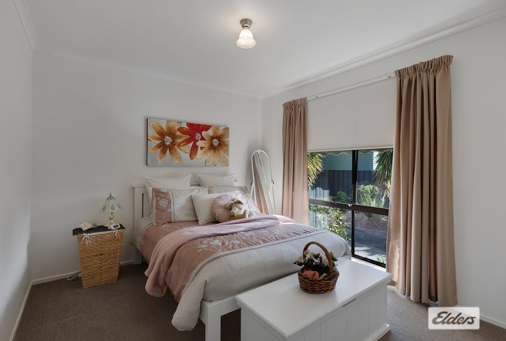 24 Clarke Street, Howlong, NSW, 2643 - Image 12