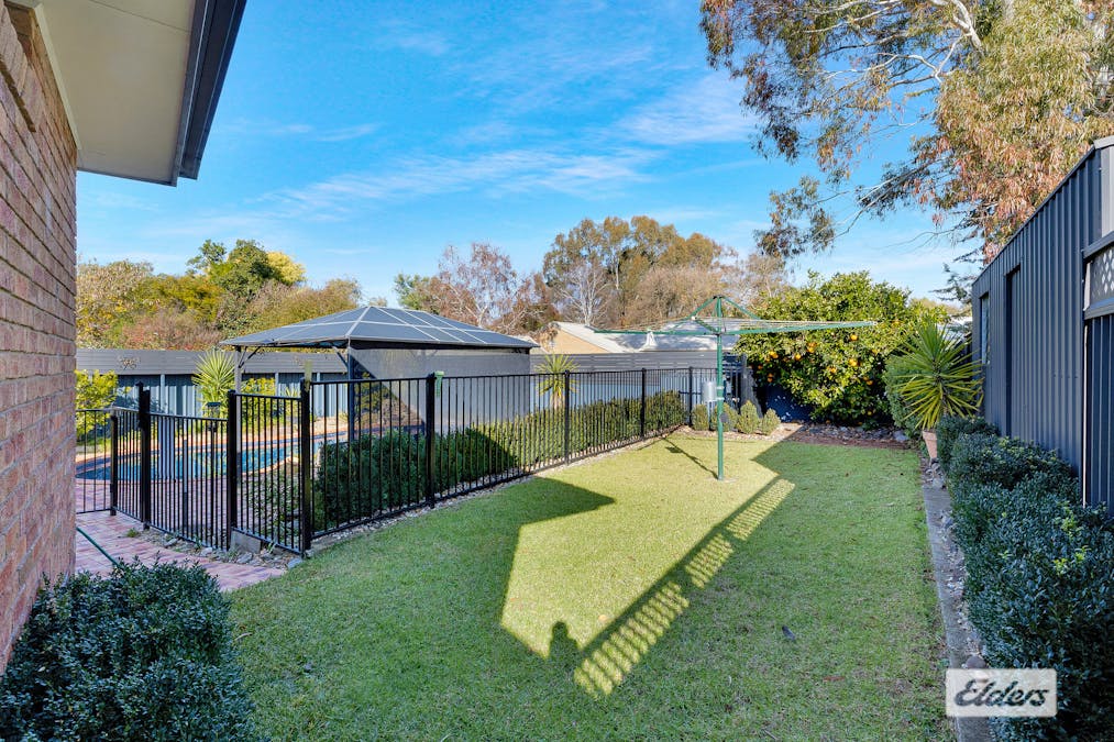 24 Clarke Street, Howlong, NSW, 2643 - Image 18