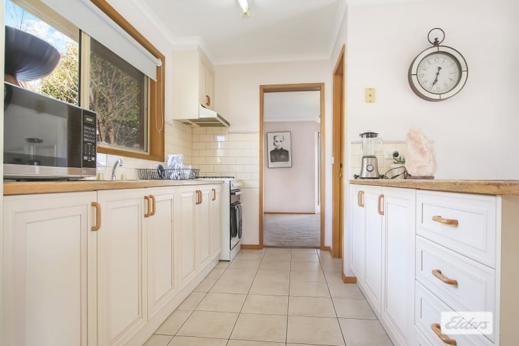 1/30 Kyle Court, West Wodonga, VIC, 3690 - Image 4
