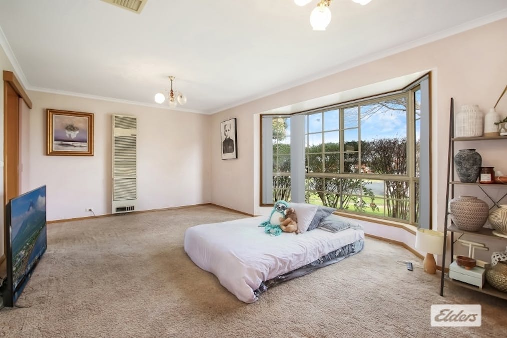 1/30 Kyle Court, West Wodonga, VIC, 3690 - Image 5