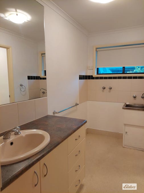 1/405 Griffith Road, Lavington, NSW, 2641 - Image 11