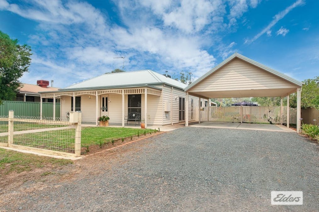 39 Larmer Street, Howlong, NSW, 2643 - Image 2