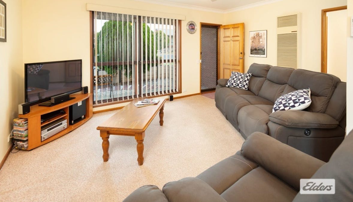 5 Hales Court, West Wodonga, VIC, 3690 - Image 4