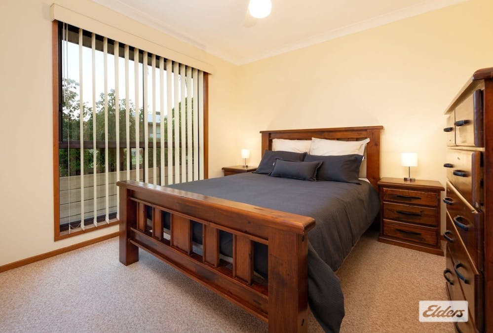 5 Hales Court, West Wodonga, VIC, 3690 - Image 9