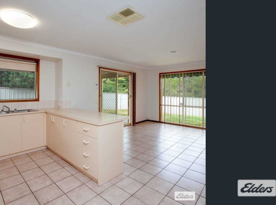 9 Templeton Place, Wodonga, VIC, 3690 - Image 2