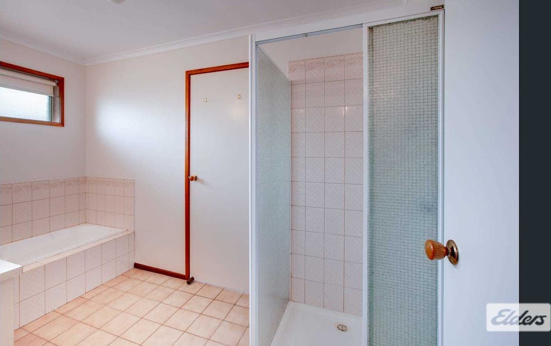 9 Templeton Place, Wodonga, VIC, 3690 - Image 6