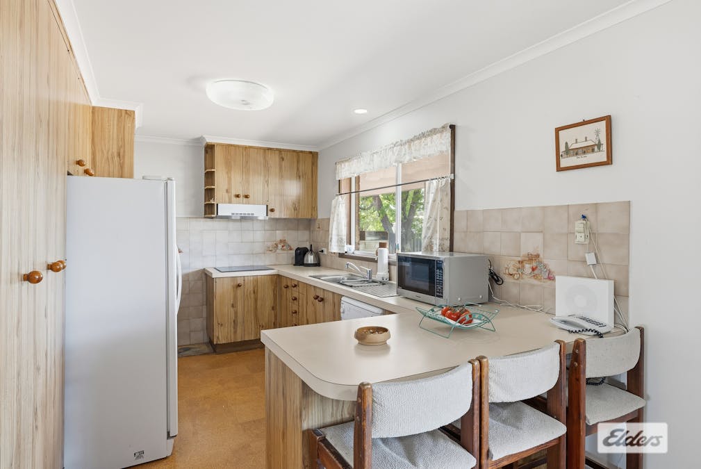 10 Pell Street, Howlong, NSW, 2643 - Image 3