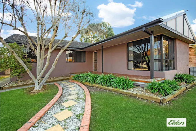 423 English Avenue, Lavington, NSW, 2641