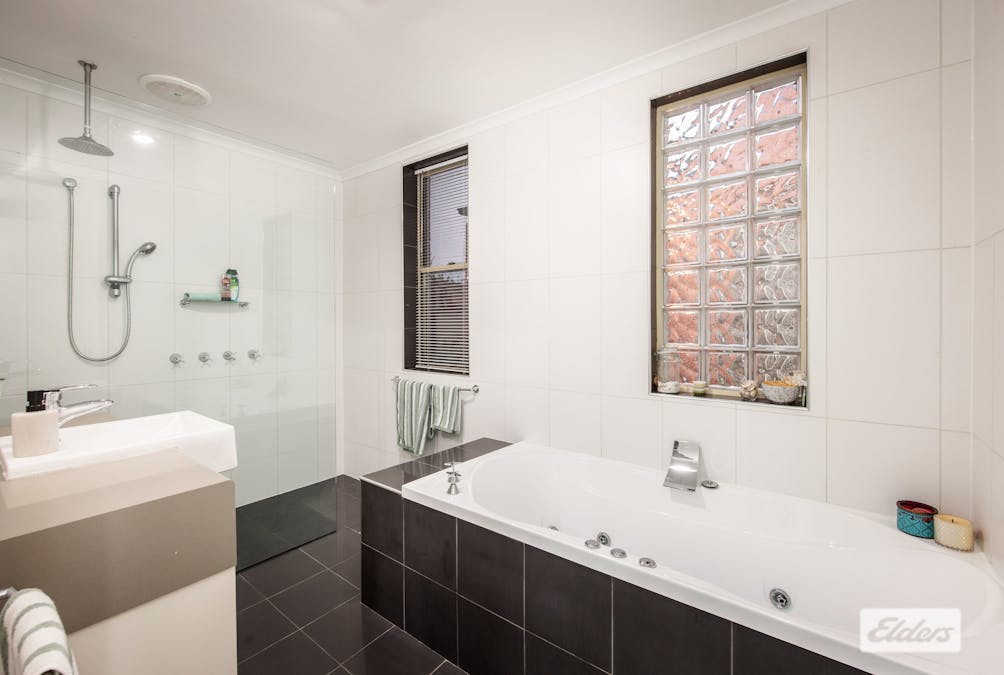 311 Olive Street, Albury, NSW, 2640 - Image 14