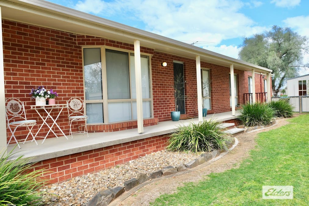 28 Pell Street, Howlong, NSW, 2643 - Image 1