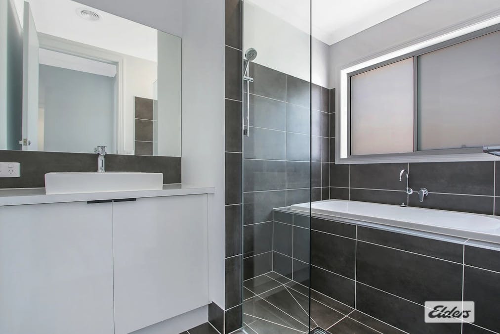 60 Hillford Circuit, Thurgoona, NSW, 2640 - Image 3