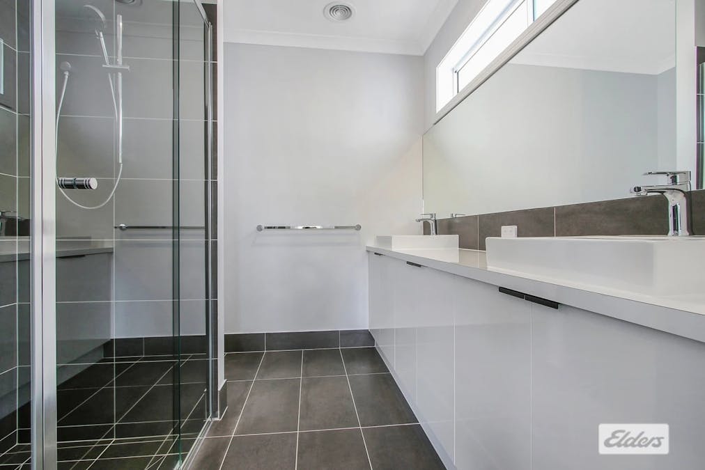 60 Hillford Circuit, Thurgoona, NSW, 2640 - Image 7