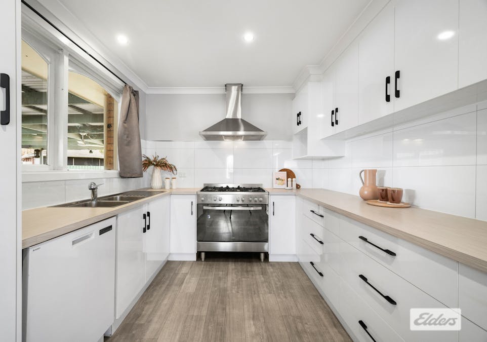 366 Sutherland Street, Lavington, NSW, 2641 - Image 2