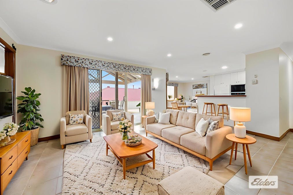 12 MacKenzie Crescent, Wodonga, VIC, 3690 - Image 4