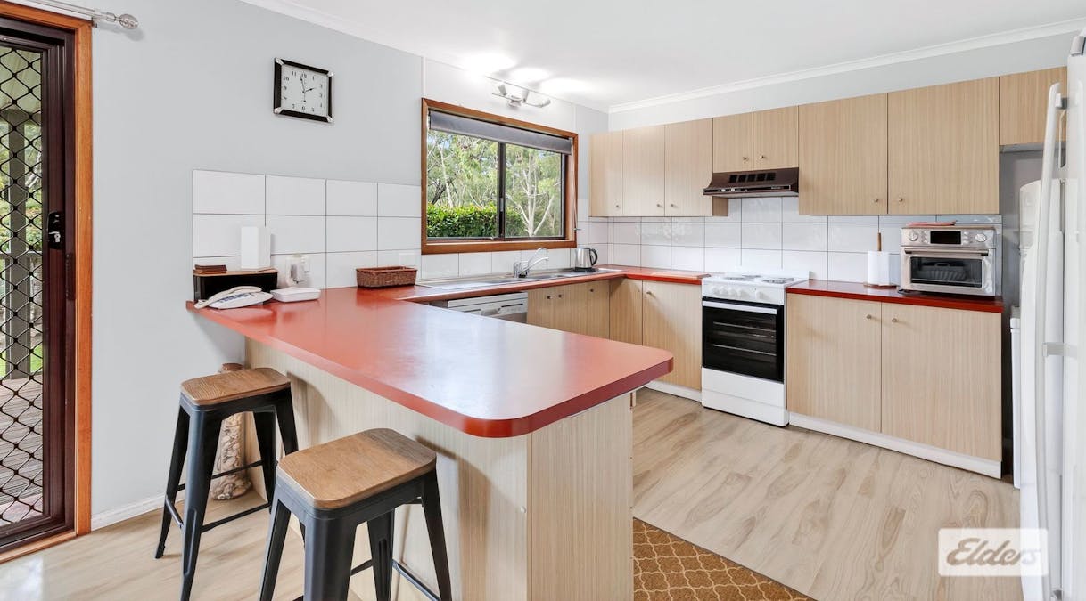 4 Pearce Court, Tallangatta, VIC, 3700 - Image 4