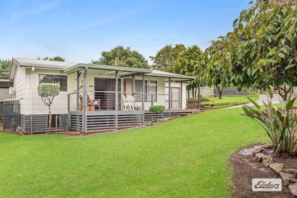 4 Pearce Court, Tallangatta, VIC, 3700 - Image 2