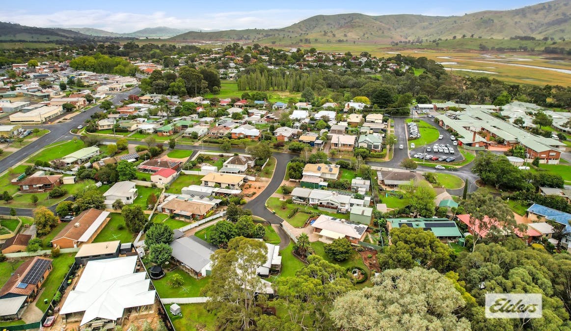 4 Pearce Court, Tallangatta, VIC, 3700 - Image 15