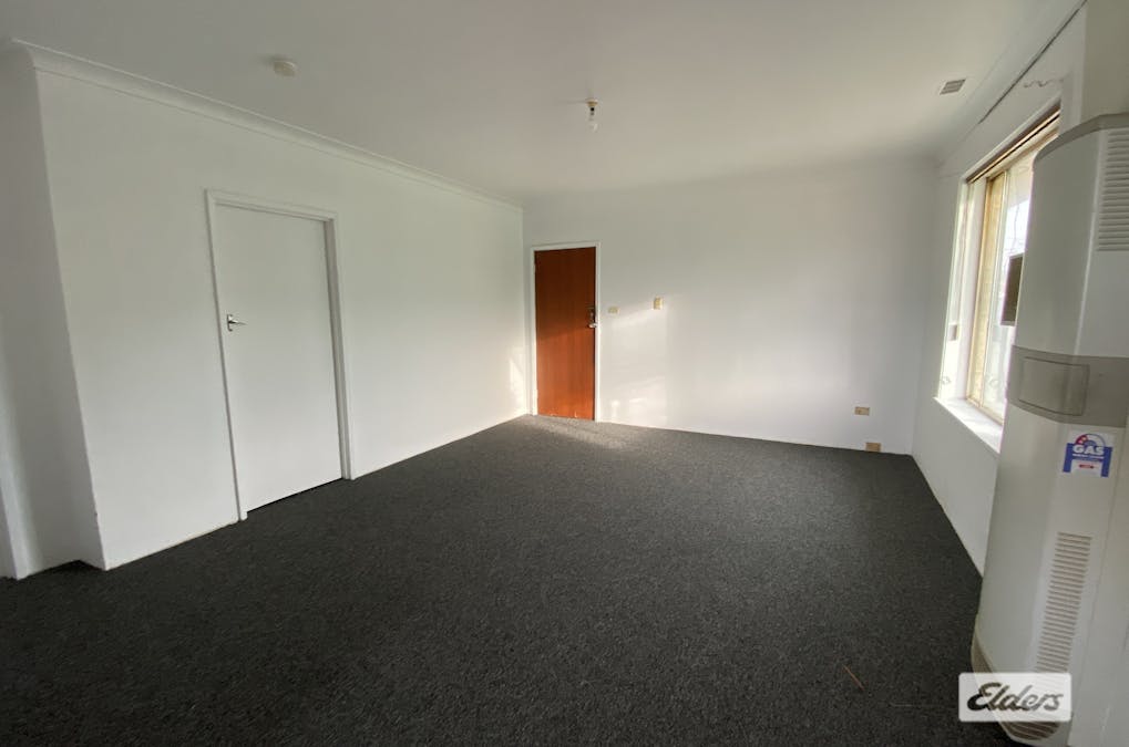 3/5 Lowanna Street, Wodonga, VIC, 3690 - Image 2