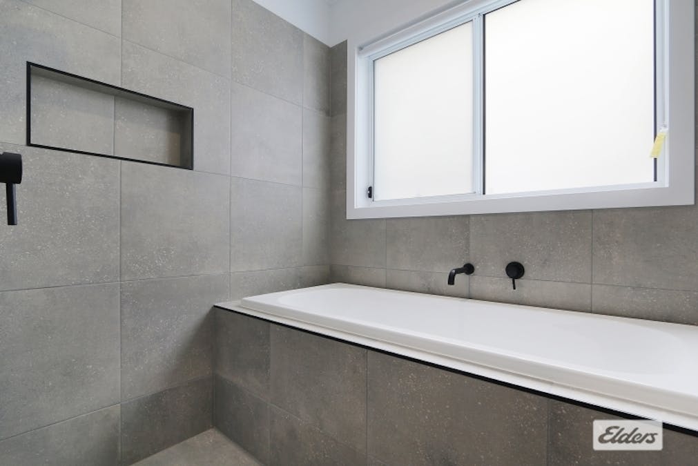 36 Dartnell Crescent, Wodonga, VIC, 3690 - Image 7