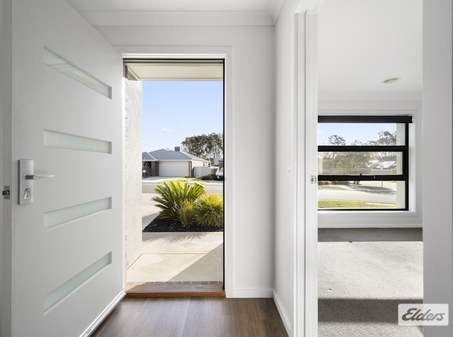 15 Beadsworth Street, Baranduda, VIC, 3691 - Image 2