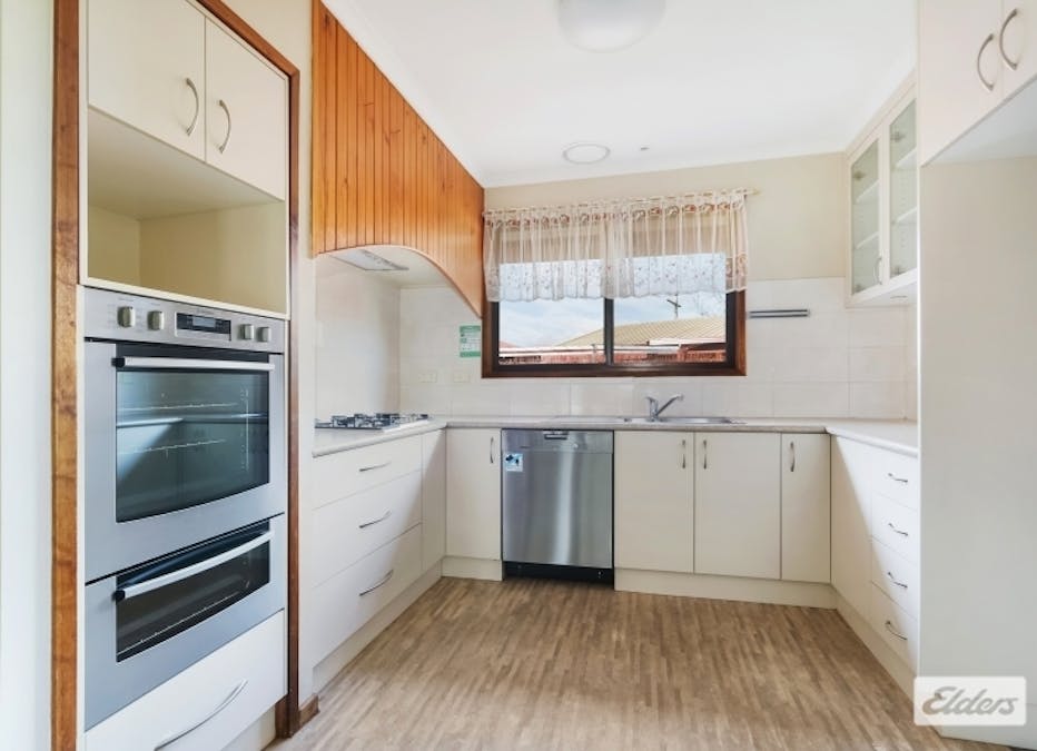 2 Sapphire Circuit, Wodonga, VIC, 3690 - Image 3