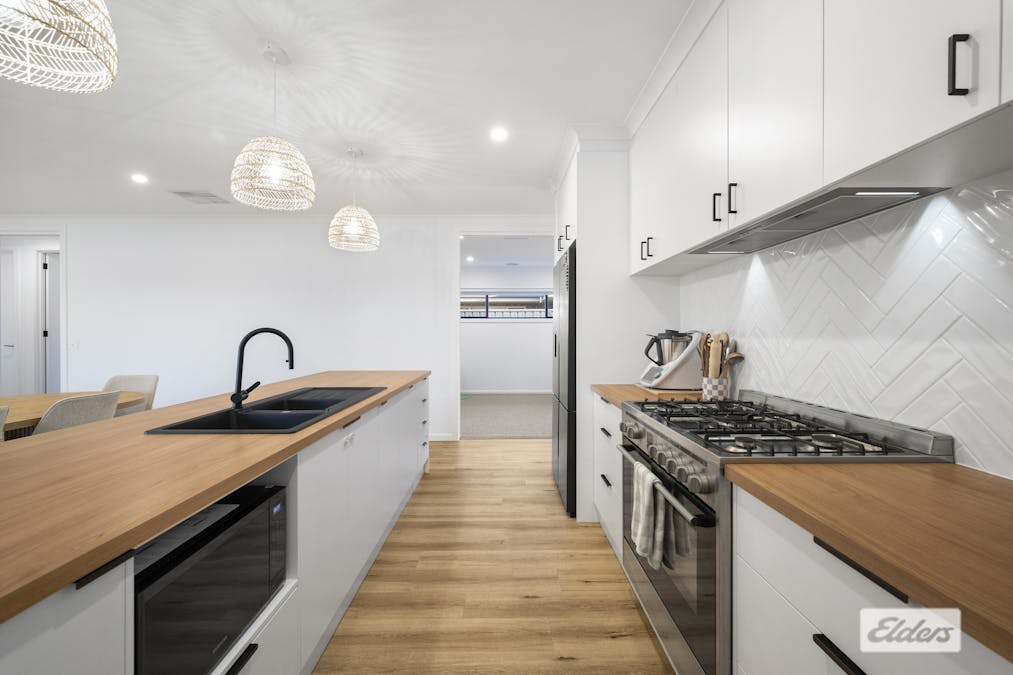 28 Wylie Street, Baranduda, VIC, 3691 - Image 3