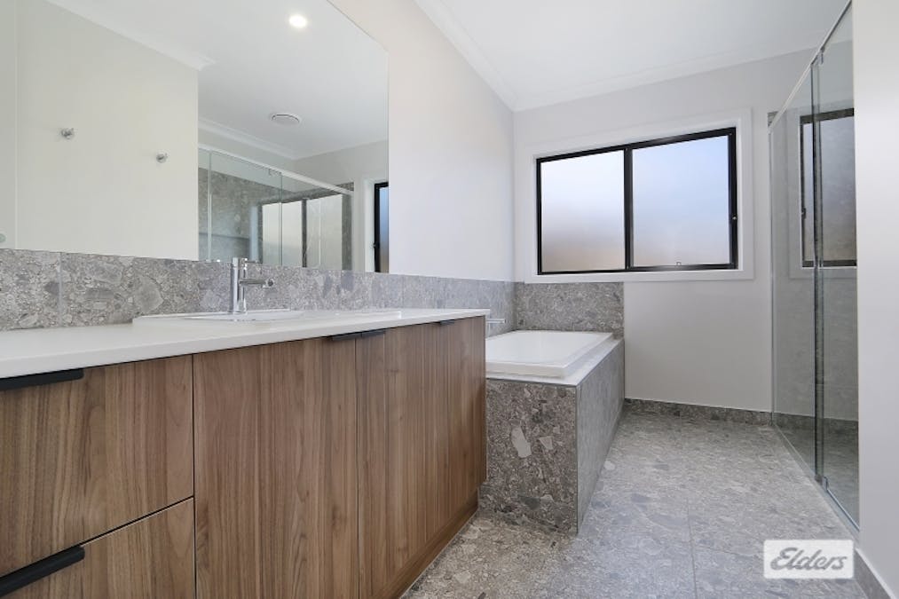 19 Axford Boulevard, Wodonga, VIC, 3690 - Image 7