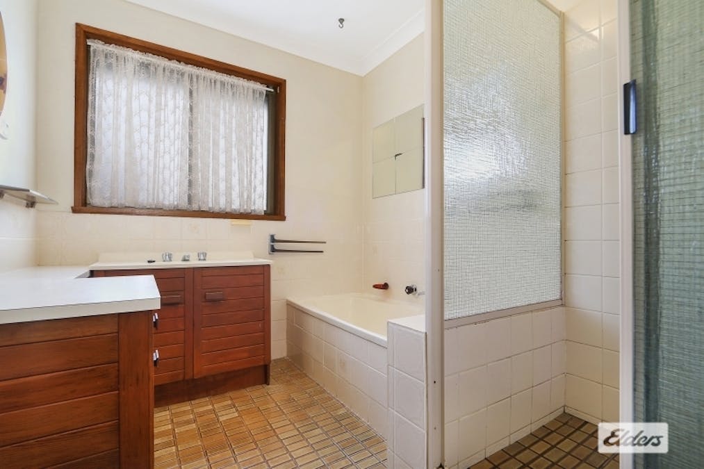11 Hallawell Crescent, Wodonga, VIC, 3690 - Image 6