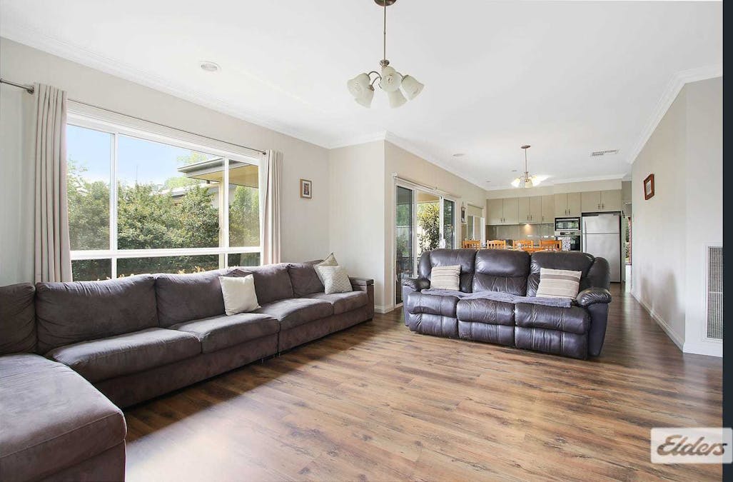 43 Pell Street, Howlong, NSW, 2643 - Image 3