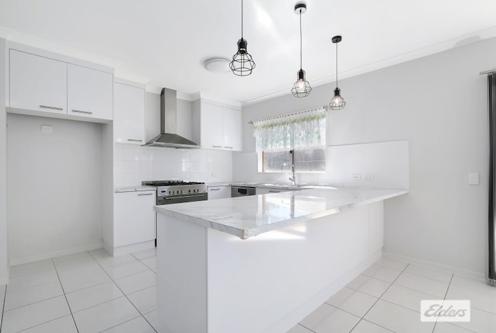 10 Kerry Avenue, Killara, VIC, 3691 - Image 5