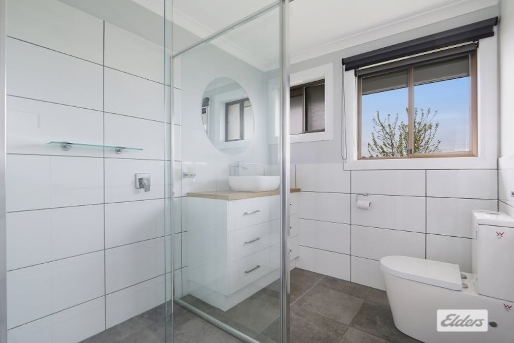 2 Holmes Court, Wodonga, VIC, 3690 - Image 6
