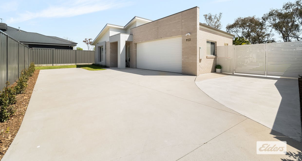 13 Cade Court, Jindera, NSW, 2642 - Image 2