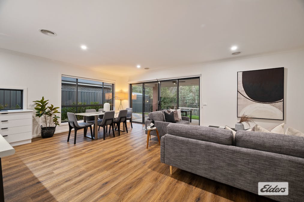 2/99  Stanton Drive, Thurgoona, NSW, 2640 - Image 5