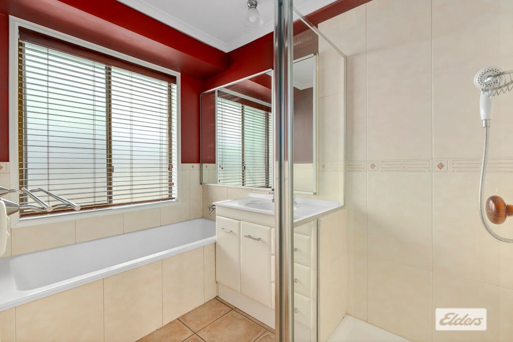 5 Quonoey Road, Kiewa, VIC, 3691 - Image 8