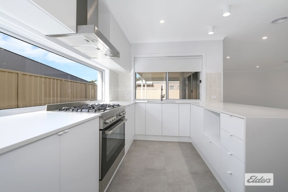 34 Dartnell Crescent, Wodonga, VIC, 3690 - Image 5