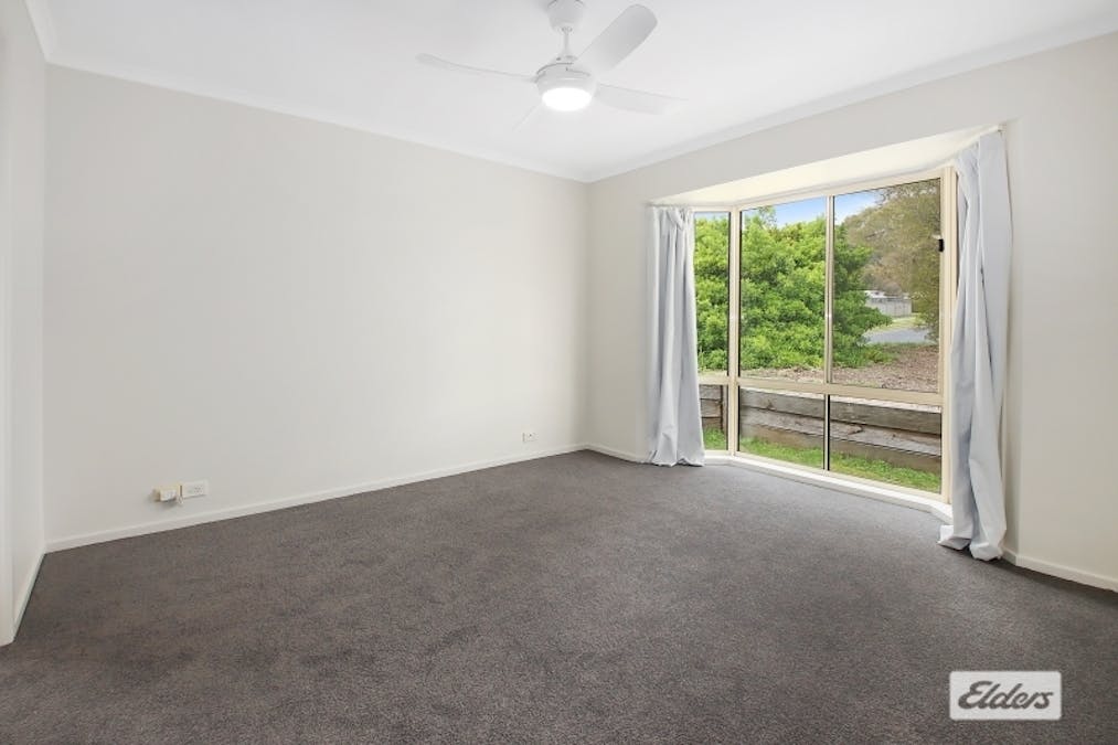 4 Azure Drive, Wodonga, VIC, 3690 - Image 2