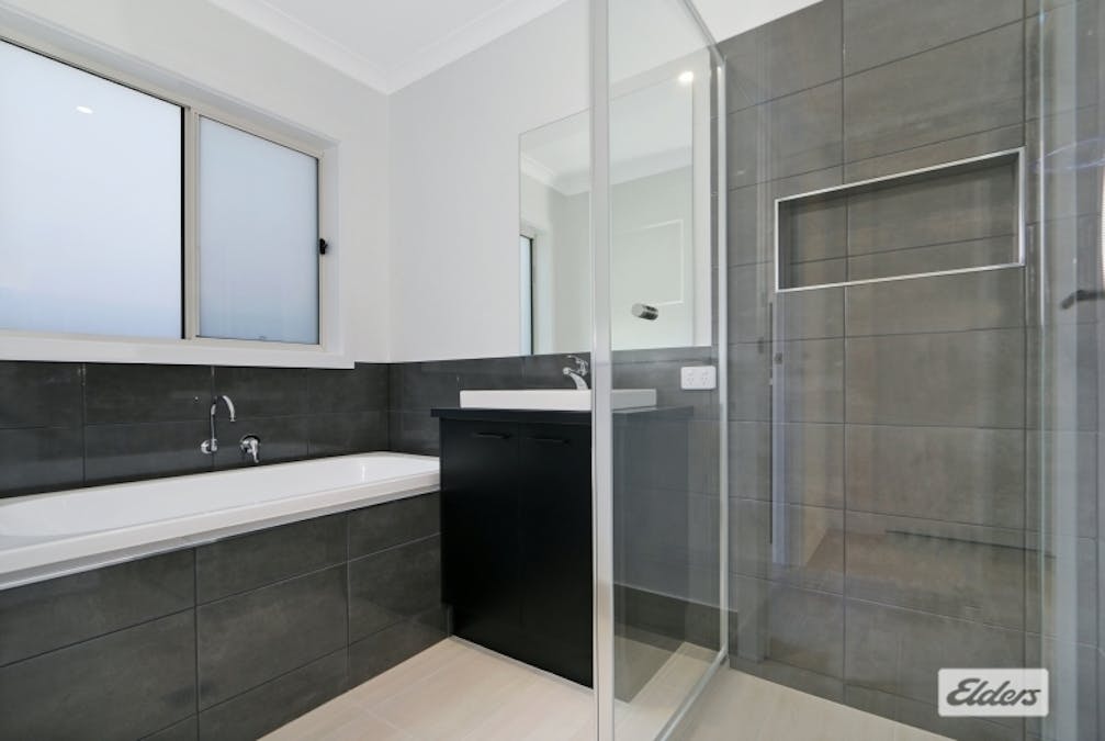 39 Clare Circuit, Thurgoona, NSW, 2640 - Image 7