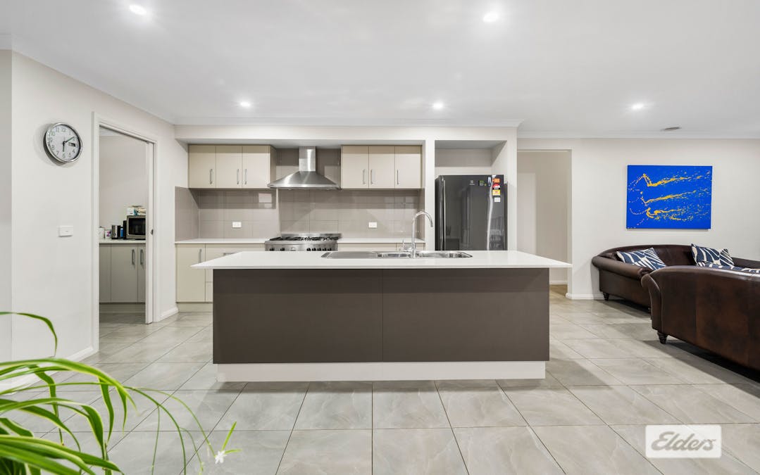 28 Grieve Way, Wodonga, VIC, 3690 - Image 6