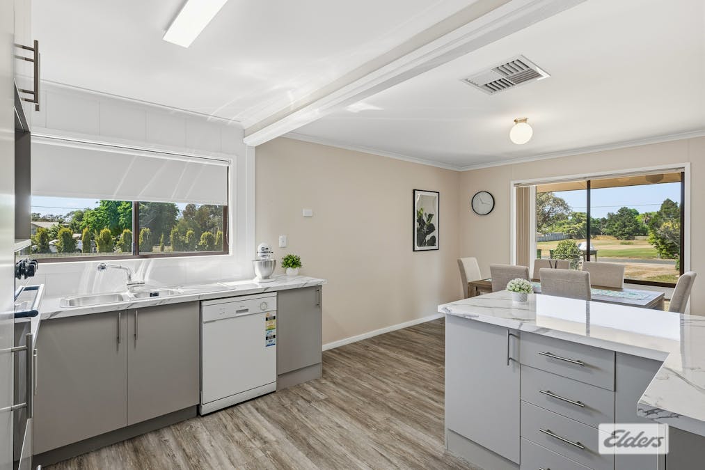 47 Kennedy Street, Howlong, NSW, 2643 - Image 2