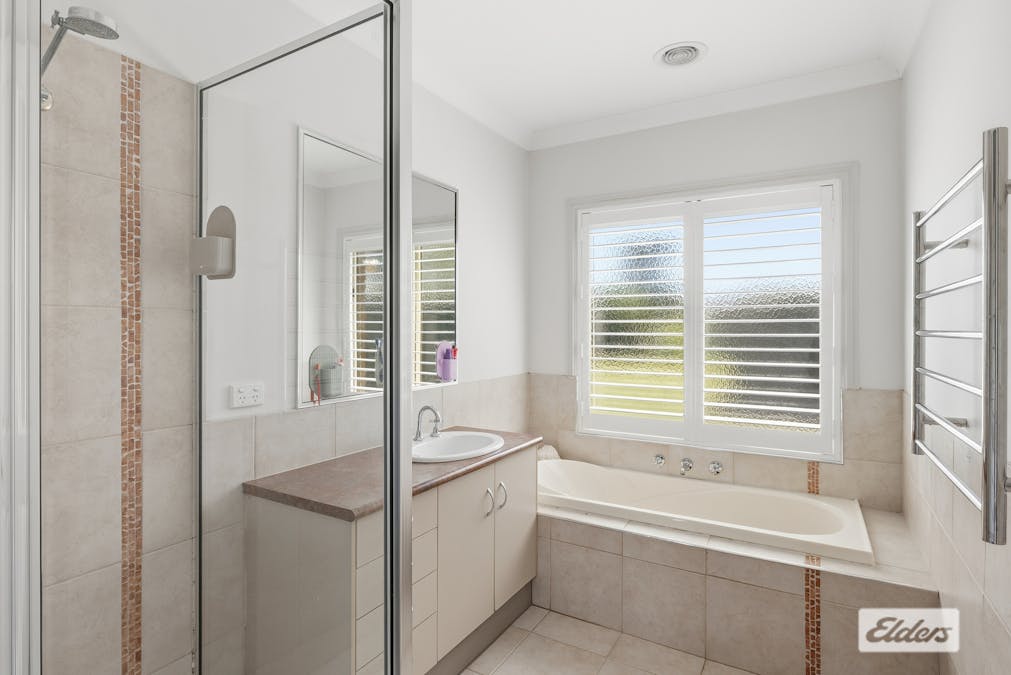 9 Pell Street, Howlong, NSW, 2643 - Image 16