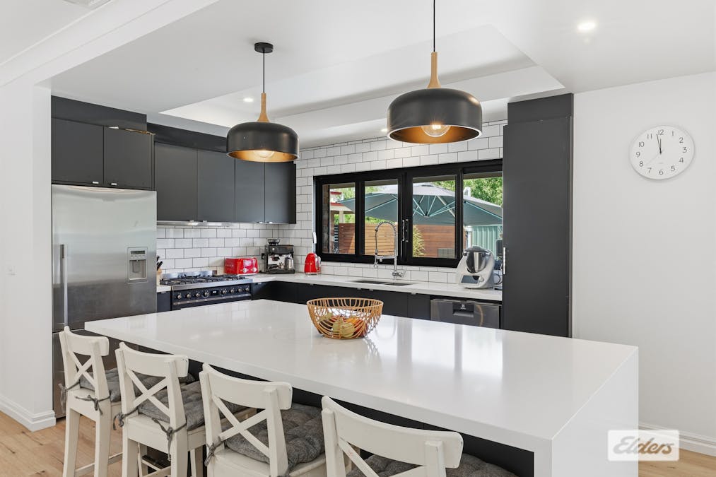 9 Pell Street, Howlong, NSW, 2643 - Image 4