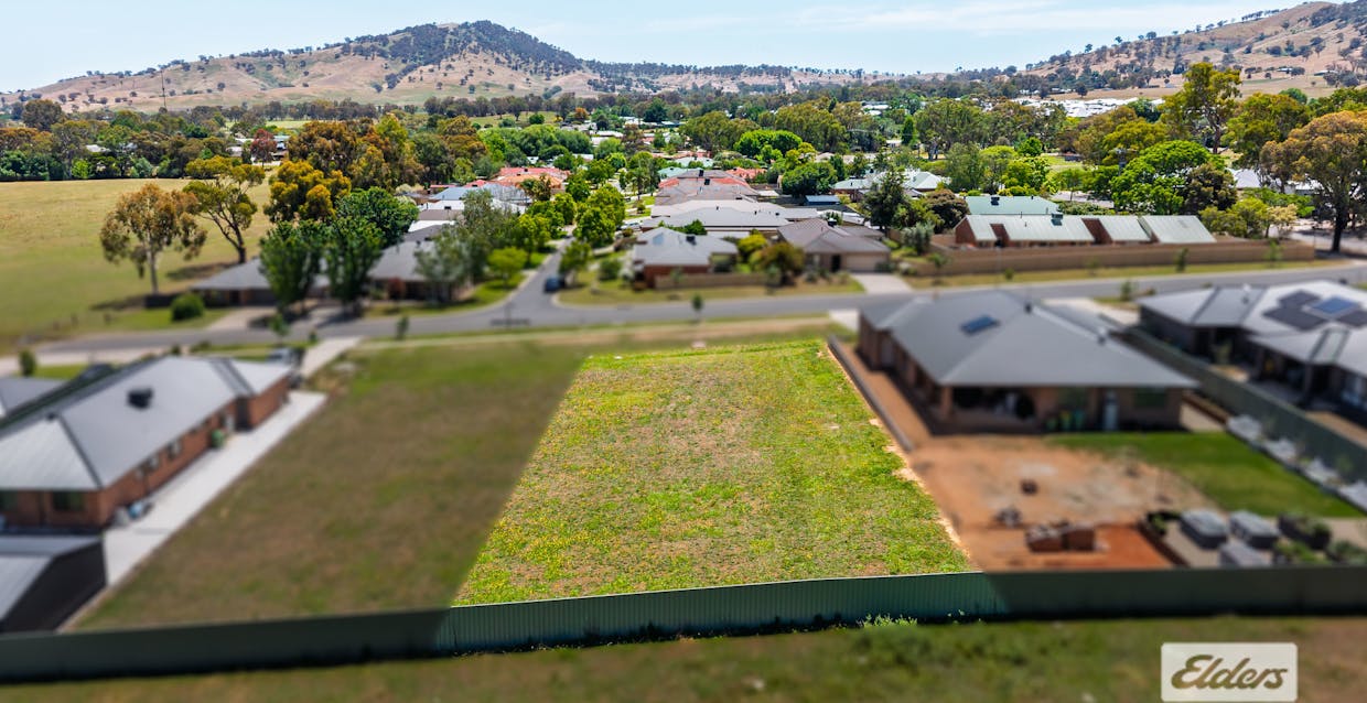 9 Benjamin Boulevard, Tangambalanga, VIC, 3691 - Image 2