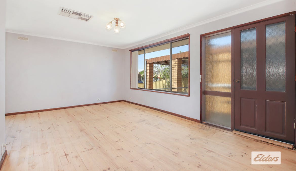 7 Sapphire Circuit, Wodonga, VIC, 3690 - Image 2