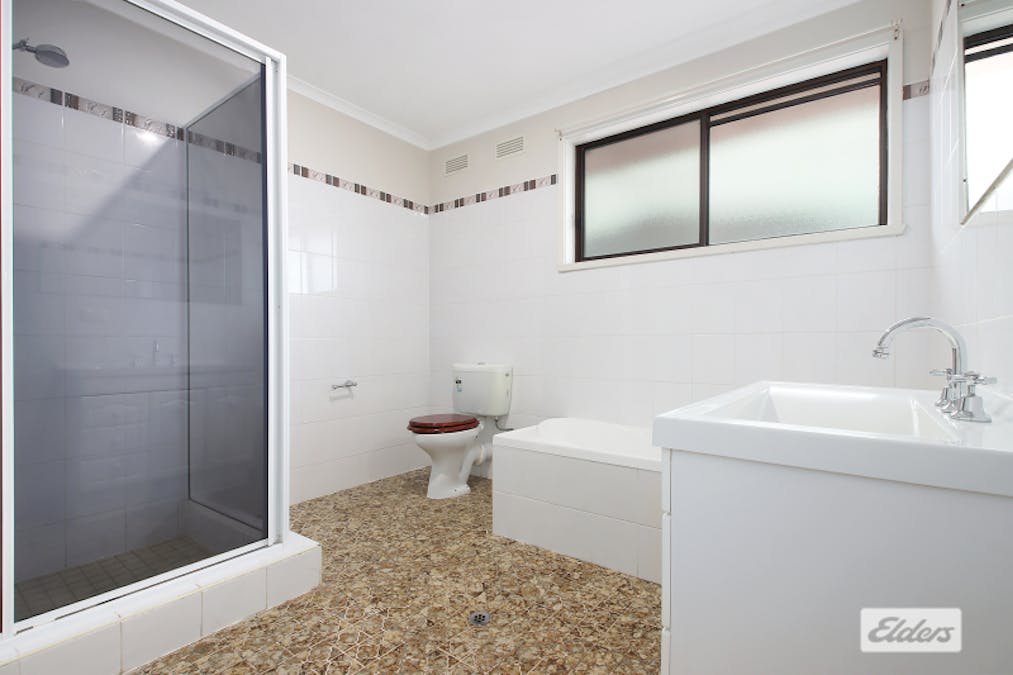 385 Lawrence Street, West Wodonga, VIC, 3690 - Image 7