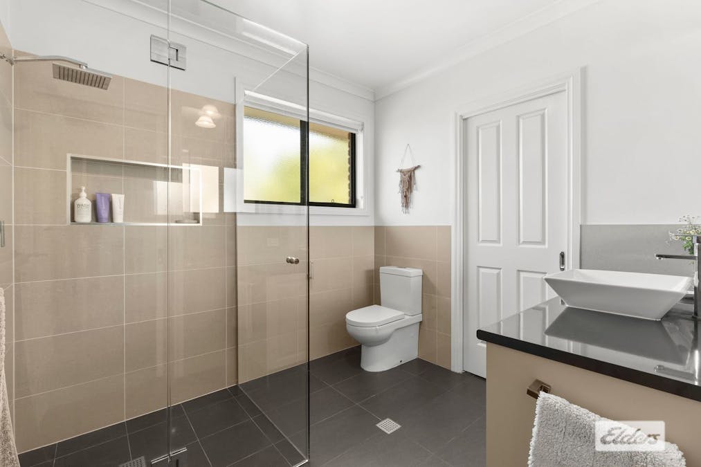 104-106 Augusta Street, Corowa, NSW, 2646 - Image 10