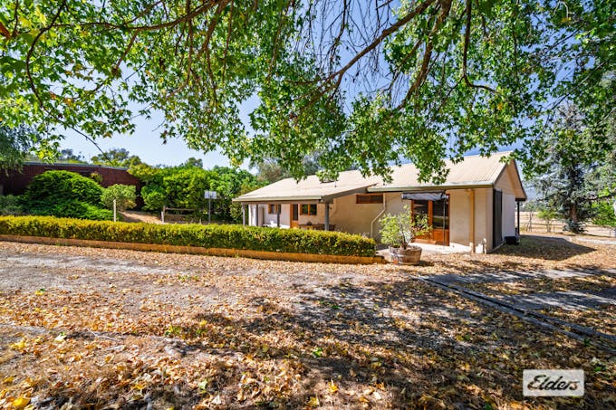 4 Speers Lane, Dederang, VIC, 3691 - Image 1