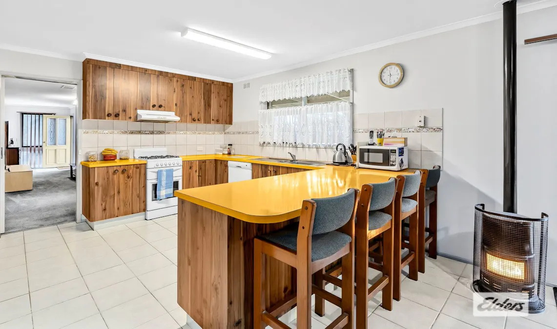 15 Haley Crescent, Wodonga, VIC, 3690 - Image 3