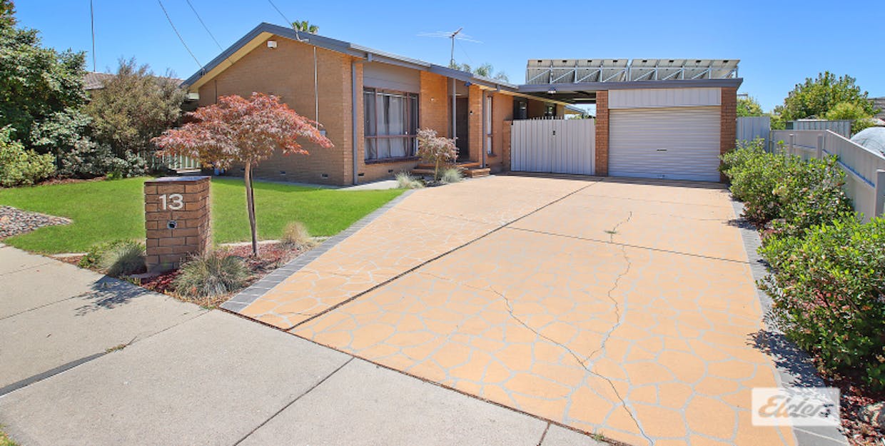 13 Jasper Close, West Wodonga, VIC, 3690 - Image 1
